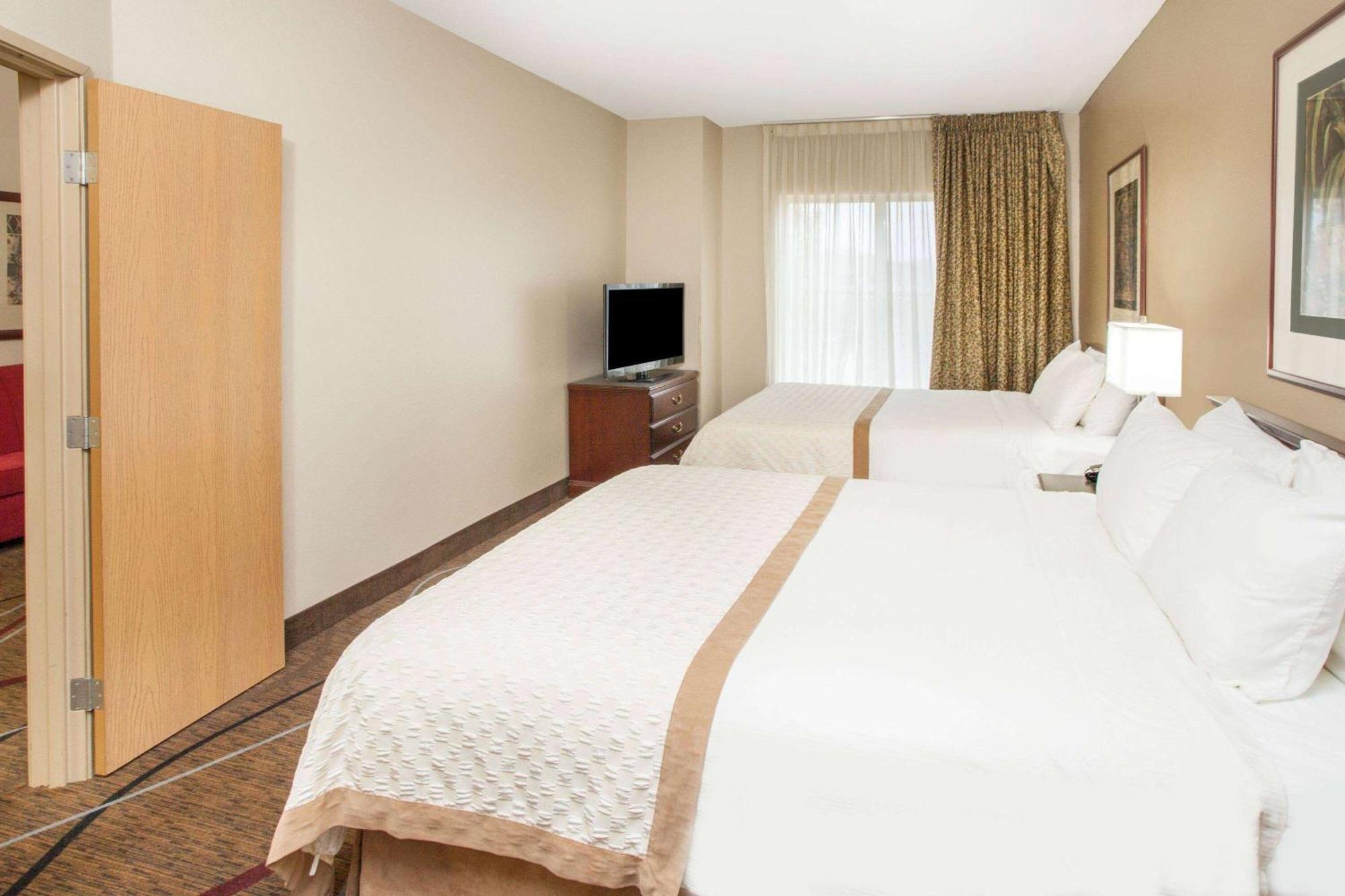 Hawthorn Extended Stay By Wyndham Bloomington Exterior photo